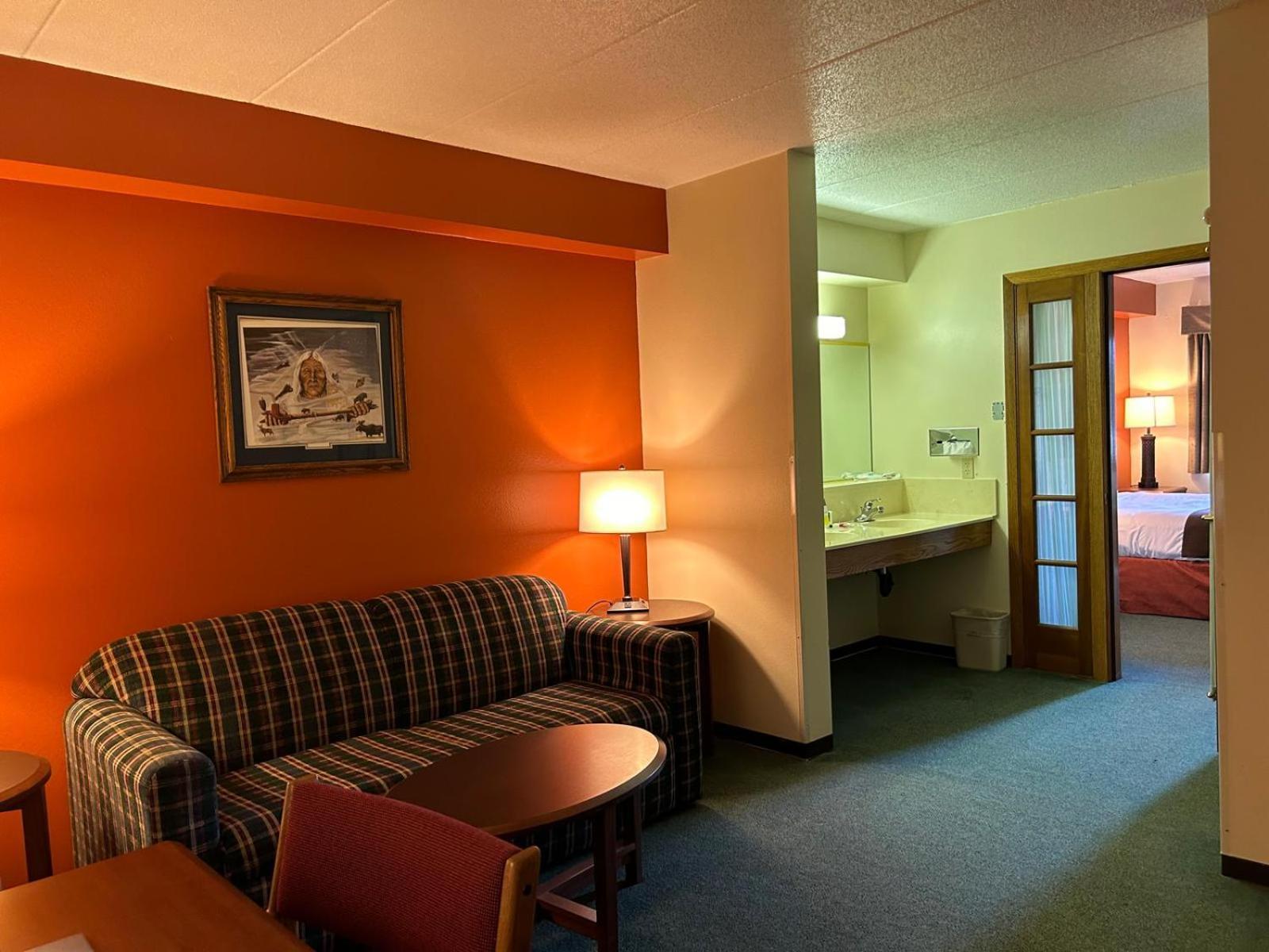 Northwoods Inn & Suites - Blackduck Εξωτερικό φωτογραφία
