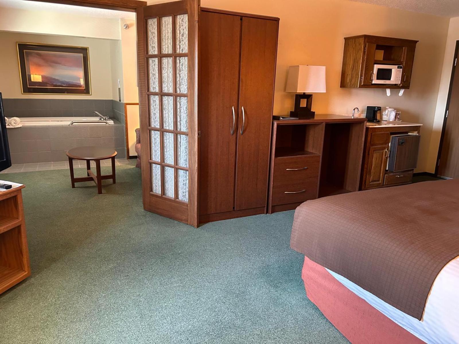 Northwoods Inn & Suites - Blackduck Εξωτερικό φωτογραφία